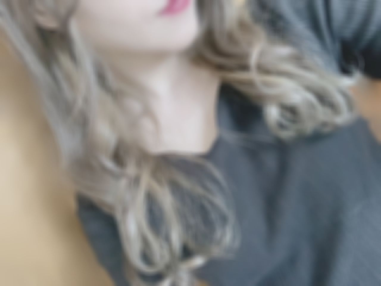 ����ł�